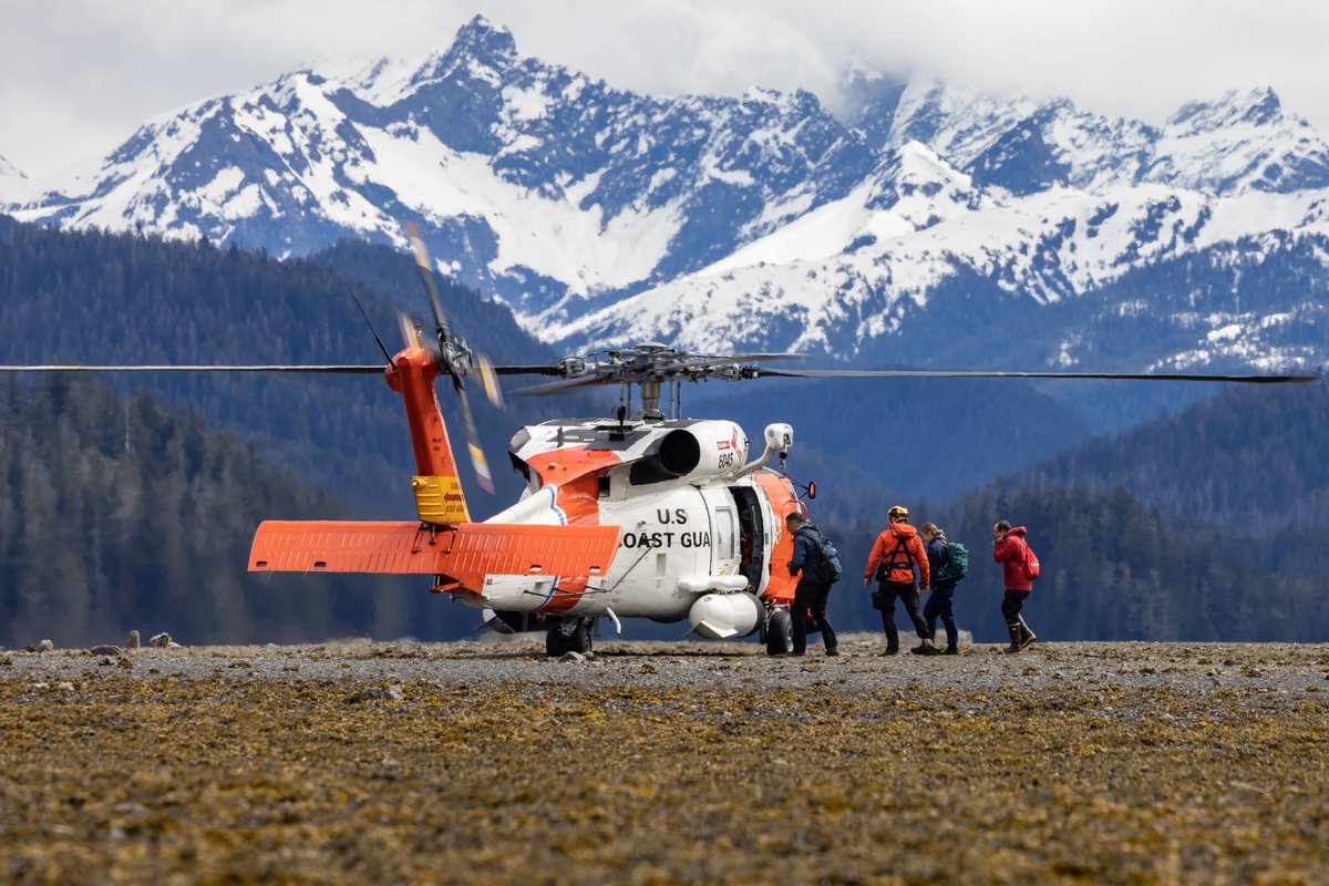 #FridayfromtheField

#USCG Air Station Sitka wrapped up their 2023 SAREX yesterday with a culminating mass-casualty event with Coast Guard Cutter Douglas Denman, Sitka Mountain Rescue, and the Sitka Fire Department all responding in concert to 40 survivors in distress.