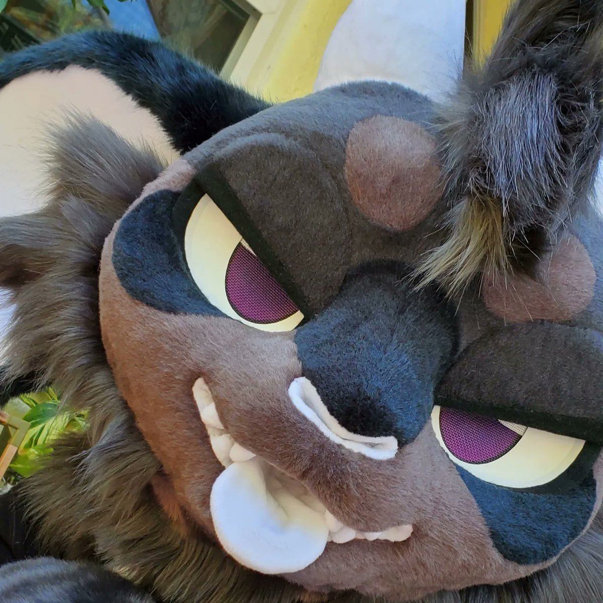 KiisCreatures's tweet photo. 😈Boo the demon goat!😈
#FursuitFriday https://t.co/Kp2p623Rnt