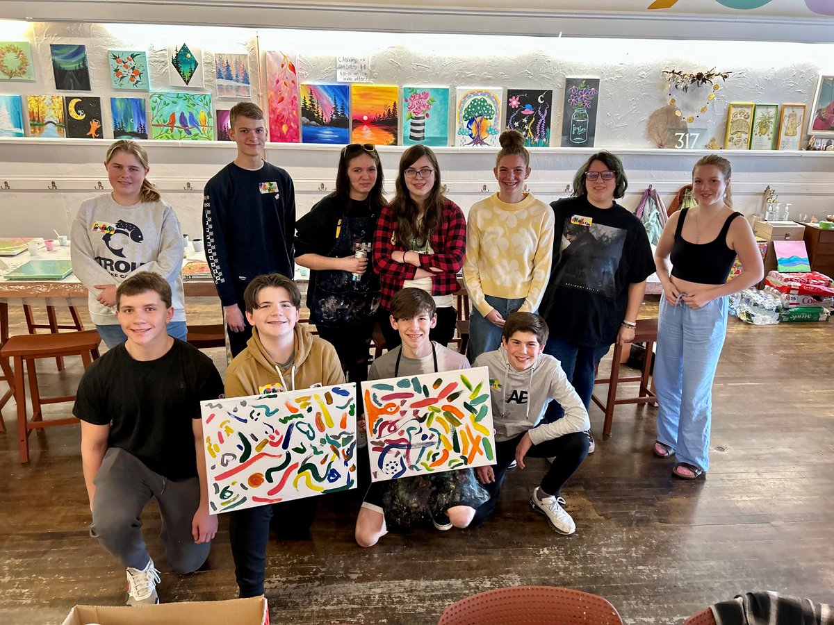 MayoClinicKids's tweet photo. On April 22nd we held our Sibshops: Teen Edition event at Art Heads Emporium! Teens enjoyed tacos, completed an acrylic pour-over canvas class, and connected with others who have a sibling living with chronic health, mental health or developmental needs.
#Sibshops https://t.co/bjBgkcVesc