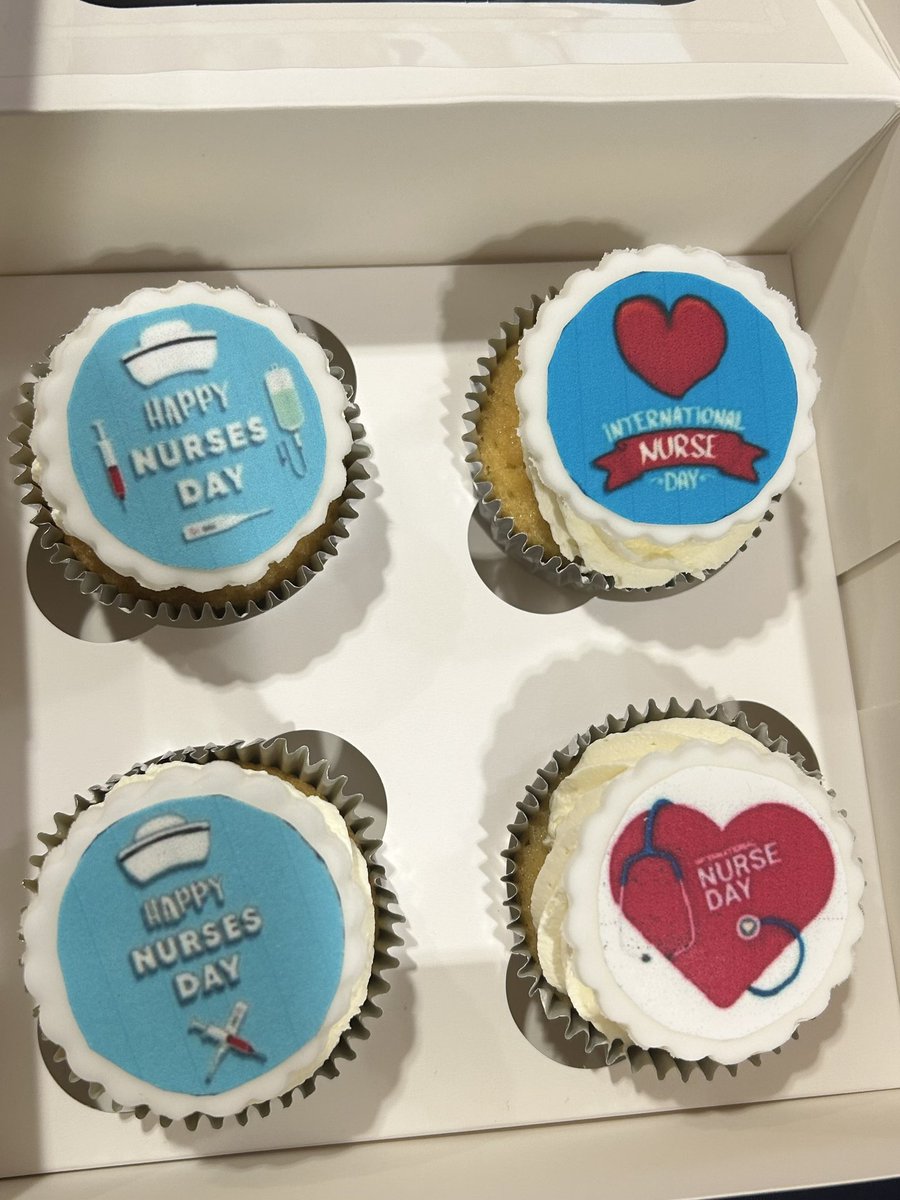 kezzareay's tweet photo. Celebrating international nurses day at work today. I’m so lucky to have worked with some incredible nurses past &amp; present ❤️ #UoWNursesDay https://t.co/tVFfvyPXxu