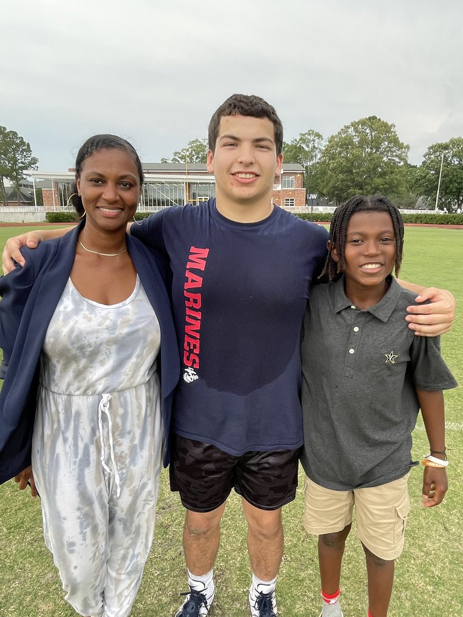 EHSBRAthletics's tweet photo. Congrats to Will York ‘24 on being the first recipient of the #8 Honorary Jersey! This is a rising senior award to the person that most represents the spirit of the beloved Jimmy Williams! It will be the first time the #8 has graced the @EpiscopalBR football field since 1996! https://t.co/7XYWJvid1T
