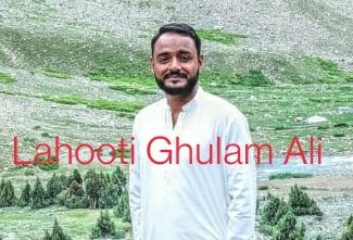 JavedMahar7's tweet photo. 32nd day of the trauma faced by the poor family of driver #MissingPerson Lahooti Ghulam Ali from Ghizri Karachi.
سر، چيف جسٽس صاحب اس بےچارے کو بھی آزاد کرادیں۔
اٹھانے والوں سےگزارش ہےکہ پنچتن پاک کے واسطےاس معصوم اسیر کو رہا کرکے ثواب دارین حاصل کریں۔
#ReleaseLahootiGhulamAli https://t.co/THLEncNFkO