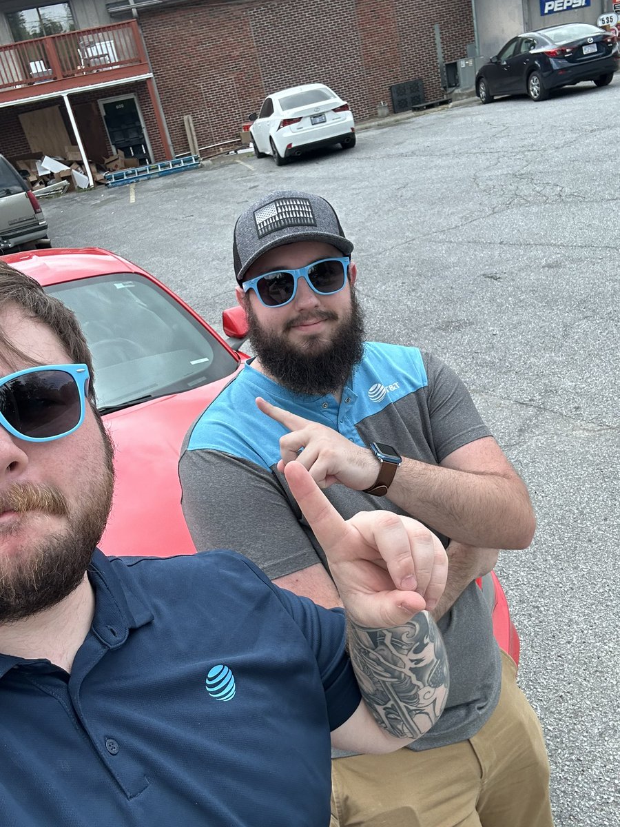 Day 2 of the fiber event, team Asheville currently secured 8 C2F migrations and 1 fiber 1000! we are out here doing the most to make it post!🔥💯 @VinceLeaks  <a href="/CrownJulesNC/">CrownJules</a> <a href="/DomDavis_/">Dom Davis</a>