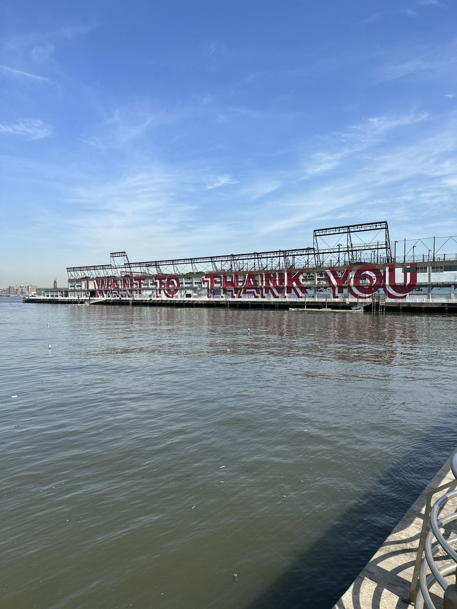 Thanks for the legends at <a href="/PitchandrunNYC/">Pitch and Run NYC</a> for hosting me. A fantastic opportunity to meet and connect with so many interesting entrepreneurs building and investing in game-changing businesses. Looking forward to connecting with many new friends on <a href="/anydistanceclub/">Any Distance ®</a> ✌🏼