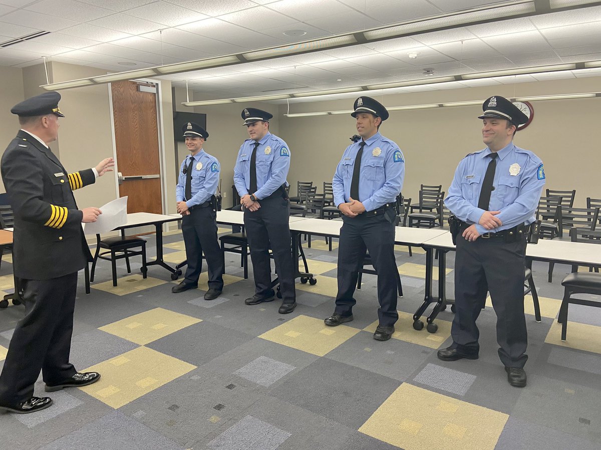 SLMPD's tweet photo. We’re excited to welcome back these four officers who were sworn in during a retread ceremony after returning to us from other local departments and from across the country. Welcome back! #SLMPDStrong #STL https://t.co/EYyggIG3TC