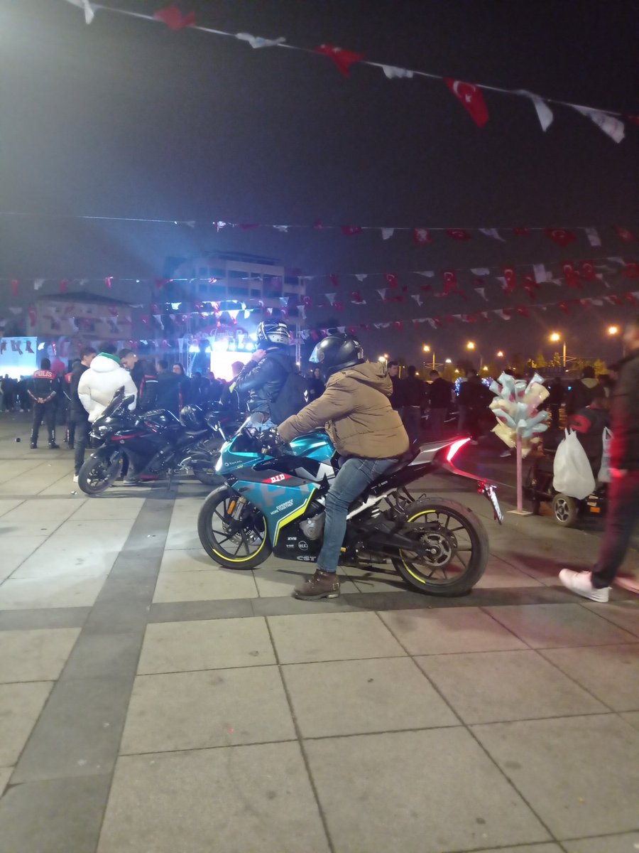 Momo's⁹ (@awamomo96) on Twitter photo 