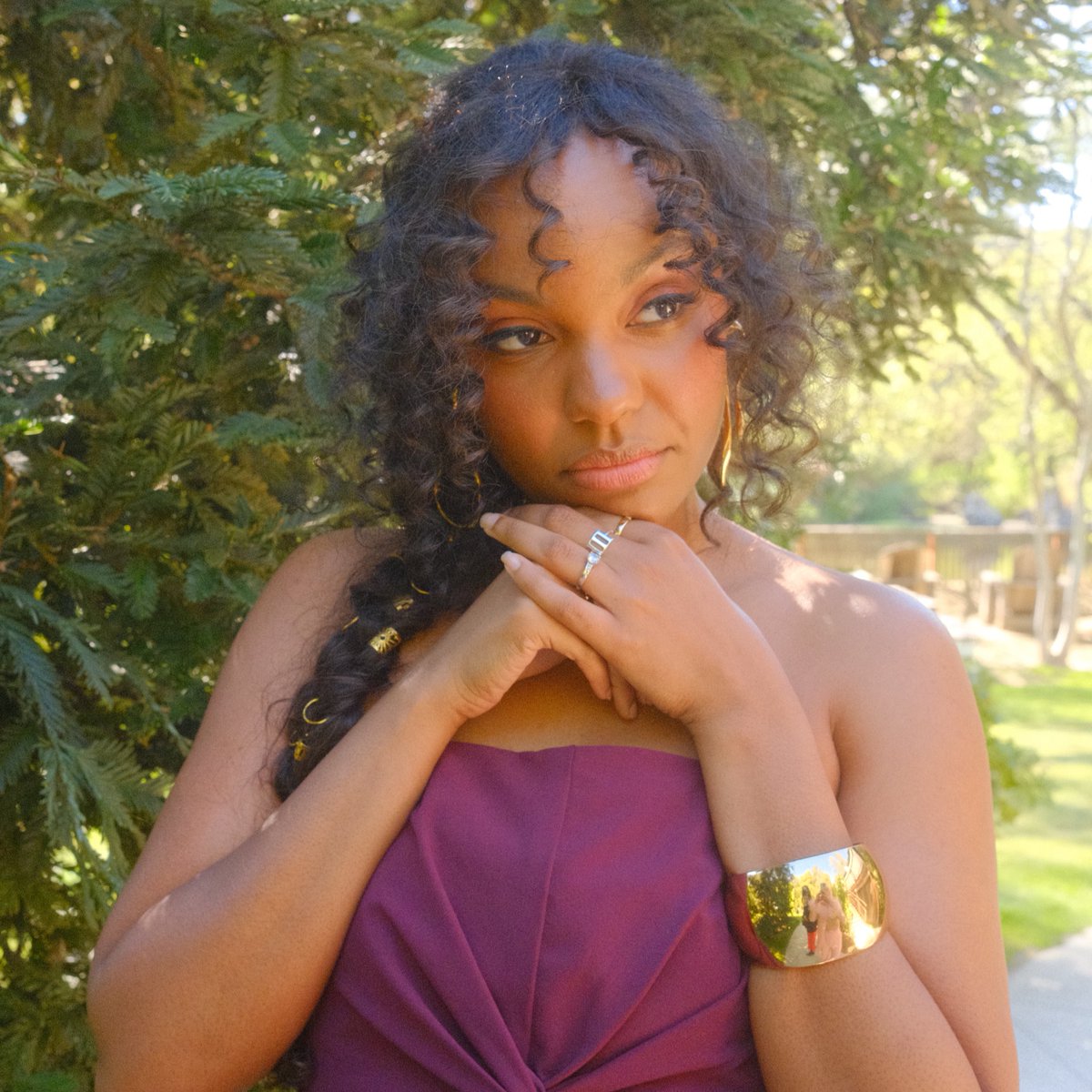 FOXTV's tweet photo. me??? obsessed??? with??? Sierra McClain??? yes https://t.co/LEEpf8DsIw
