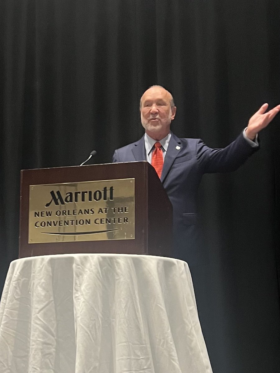 Ron_L_Book's tweet photo. Congratulations to our Chairman @Ron_L_Book on being inducted into the Tulane Law School Hall of Fame for his tireless work on behalf of those most vulnerable! https://t.co/oOrZnHKu7F