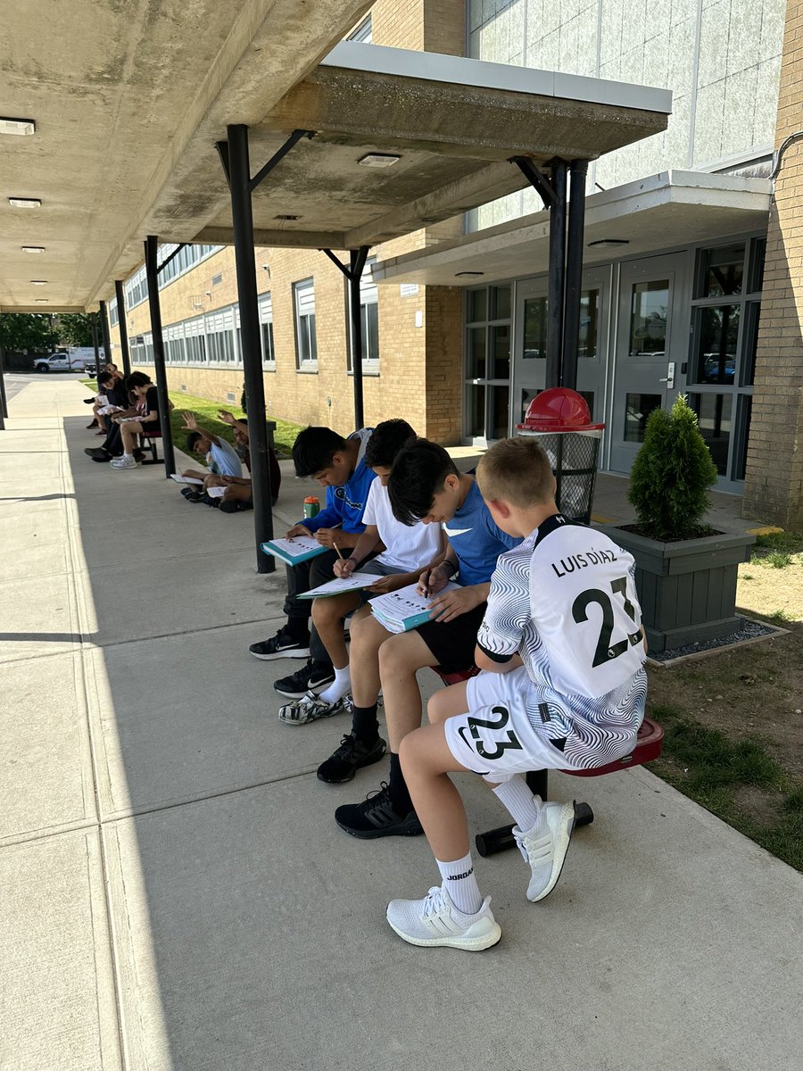 Ms. Schaefer tweet media