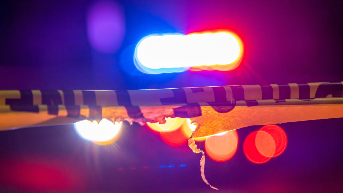 Jezebel's tweet photo. A 22-Year-Old Texas Man Fatally Shot His Partner for Traveling to Get an Abortion https://t.co/Sh29SBuKP3 https://t.co/s0giHRBsbk