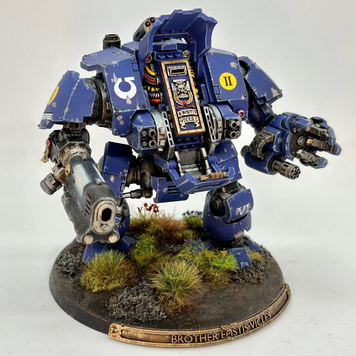 100tungamer's tweet photo. Space Marine Redemptor Dreadnought #warhammercommunity #warhammer40k #100tungamer #gamesworkshop40k #gamesworkshop #spacemarines #redemptor #ultramarines #minipainting #paintingminis #minaturepainting #fyp #fypシ #paintingjourney #hobby #believeinyourself #paintingfun https://t.co/66DdVC58jv