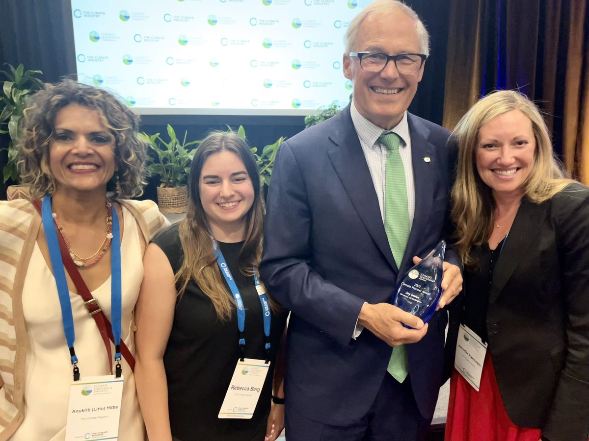 Subnational actors (like states) are the thrill craft to the federal govt’s barge— much more nimble and low on the water, feeling every wave. So honored to be here with @GovInslee and fellow program committee members Rebecca Berg and Jen Kaminski at #theclc.