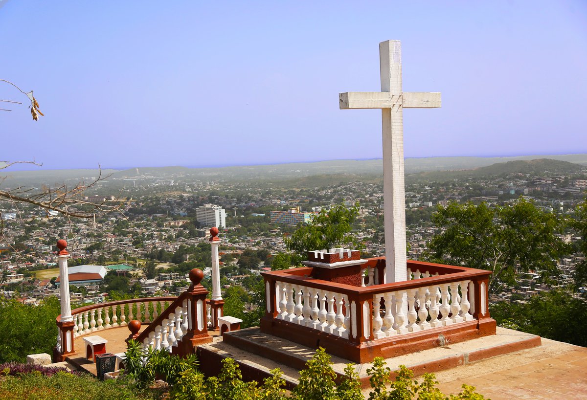 HgTuristico's tweet image. 🤩Desde la emblemática Loma de la Cruz, les deseamos a todos un excelente fin de semana..

#HolguinTravel #CubaUnica #orientecubano #turismo