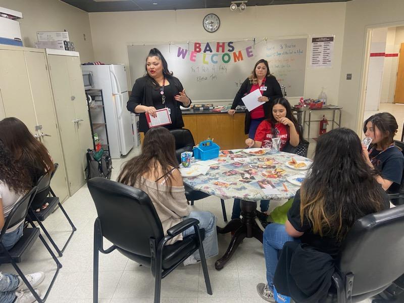 Bel Air HS CIS (@cis_belair) on Twitter photo Lunch Bunch🎉 The 7 Habits of Highly Effective Teens by Sean Covey. "Always be a first-rate version of yourself, instead of a second rate version of somebody else" Judy Garland. Thank you Jackie incentives <a href="/BelAirHigh/">Bel Air HS</a> <a href="/Doc_Oct_BAHS/">Dr. Octavio Sanchez</a> <a href="/jackielsaenz/">Jackie Saenz</a> <a href="/LauraDi92947886/">Laura Diaz</a> Lunch Bunch🎉 The 7 Habits of Highly Effective Teens by Sean Covey. "Always be a first-rate version of yourself, instead of a second rate version of somebody else" Judy Garland. Thank you Jackie incentives <a href="/BelAirHigh/">Bel Air HS</a> <a href="/Doc_Oct_BAHS/">Dr. Octavio Sanchez</a> <a href="/jackielsaenz/">Jackie Saenz</a> <a href="/LauraDi92947886/">Laura Diaz</a>
