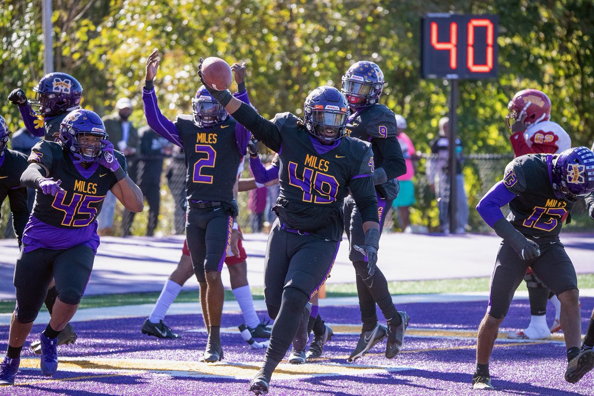 KamronRutledge's tweet photo. Blessed to receive a offer from MILES🫶🏽@Coach_Sam_Shade https://t.co/eLCamMVvEL