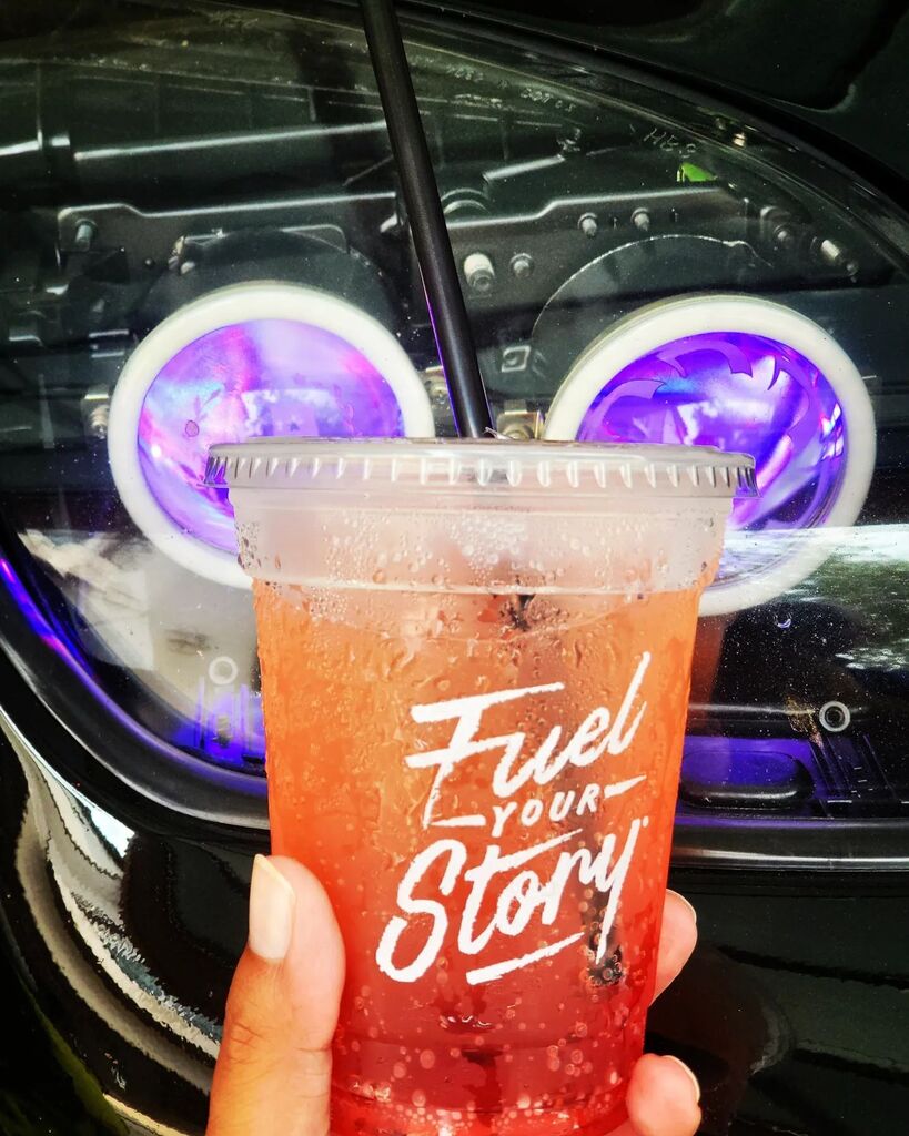 FubarDraco's tweet photo. Took the ol Relic out and found @blackrocktexas grand opening with free drinks. Fast service, great vibes, amazing taste and fantastic cruise weather. Happy #friday everyone 👌 https://t.co/kmAtaPPmlU https://t.co/kySVZ075R8