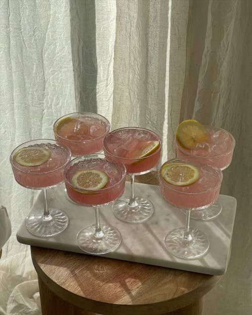 Happy Friday vibes! Sharing our favorite petite cocktail/mocktail recipe for world cocktail day tomorrow🍸

The Petite Pink Señorita 🍋

To each glass, add ice, pink lemonade, lemon juice, triple sec, and tequila. Stir to combine. (if you prefer a lot of ice, stir together mixtur
