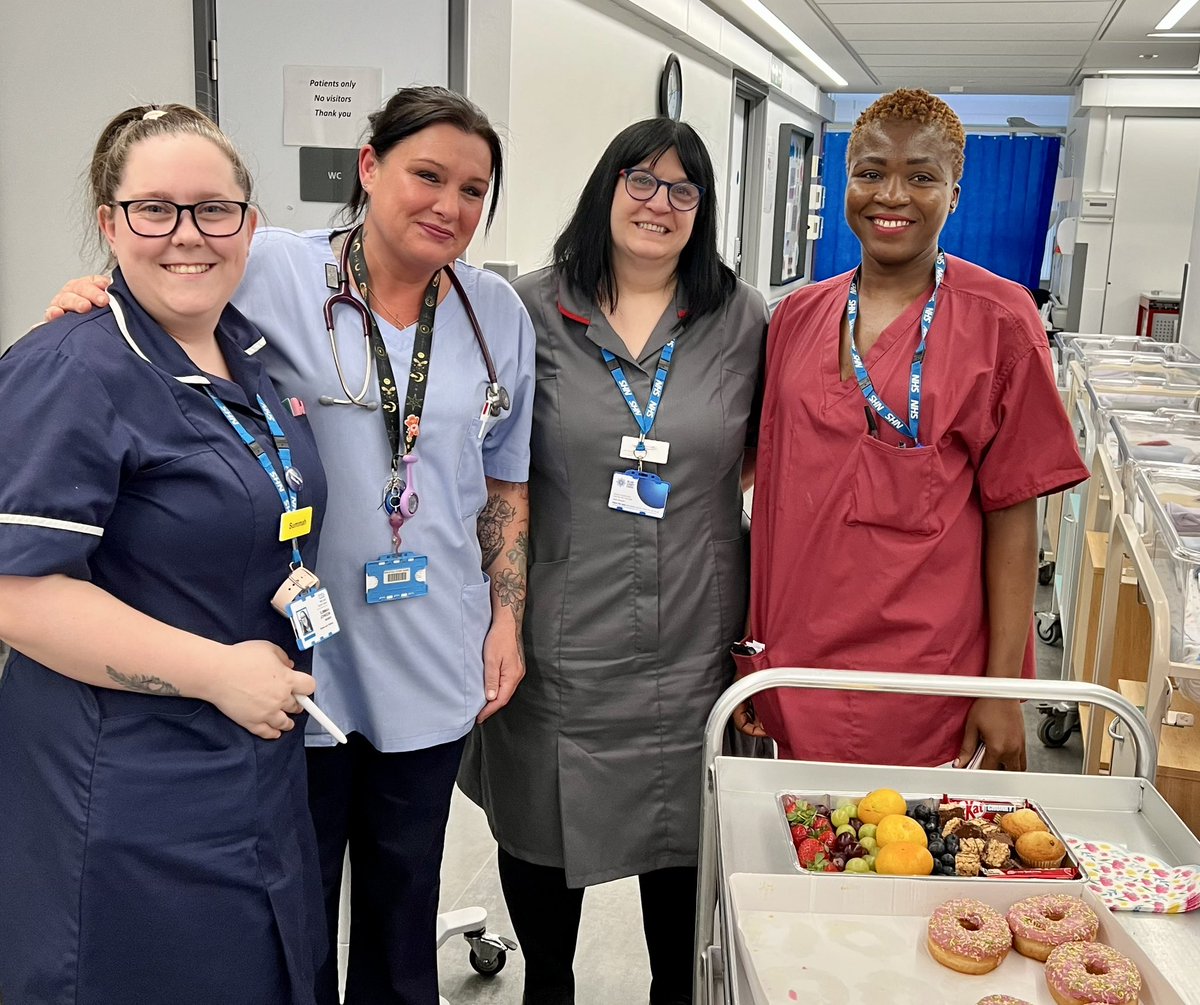 DebbeeEdwards's tweet image. Happy International Nurses day to all our nurses in MSE. Today we took sweet treats to those who work with us in Maternity at Basildon.
#IDN2023