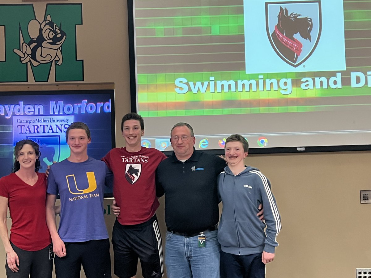 BeesSwimming's tweet photo. 🚨SIGNED🚨Brayden Morford signs with @CMUswimming yesterday! We are excited and proud of him. We look forward to his growth at the next level as a student-athlete!! @medinaathletics @MedinaBoosters @swimswamnews https://t.co/IgWNGAYBbg