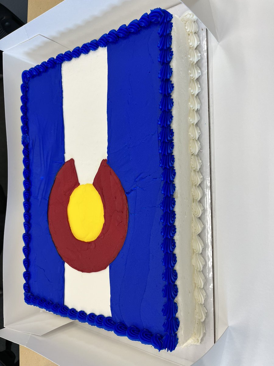 We’re celebrating <a href="/ColoradoSPH/">ColoradoSPH</a> HSMP grads and the end of spring semester with  big ol’ Colorado cake today. Join us in Ed2 South Room 1307