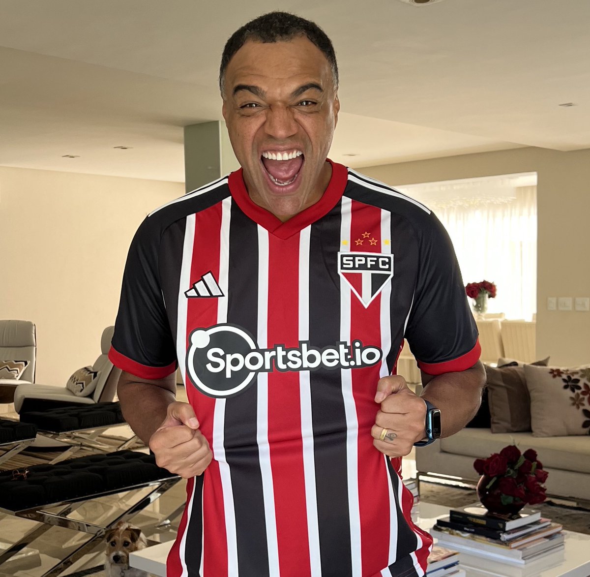 CAMAROTE SANTO MANTO - SPFC x BOTAFOGO FC é na Total Acesso.