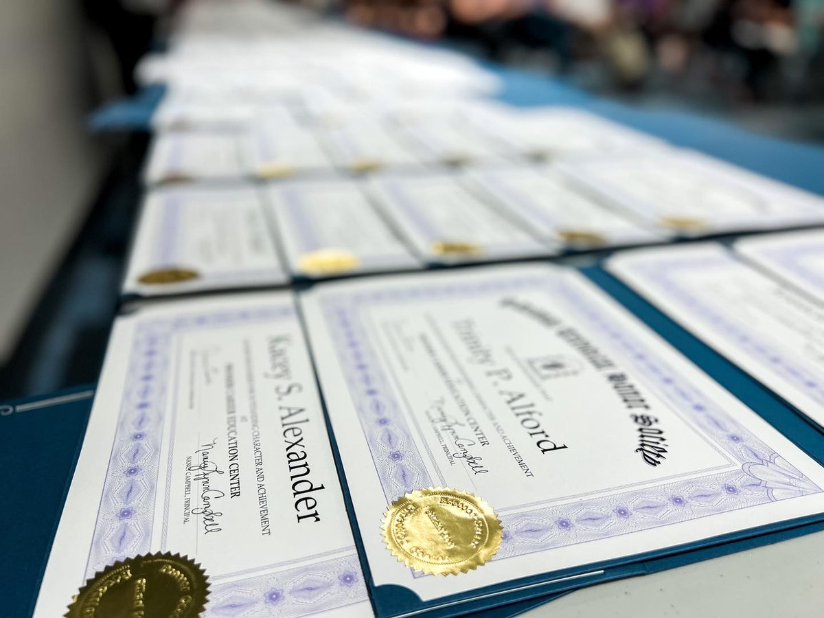 ProsserCareers's tweet photo. Last Thursday evening we held the annual Prosser National Technical Honor Society Induction Banquet and welcomed 76 students into the society! Students display an exemplary high school GPA, have demonstrated honesty, responsibility, initiative -congratulations https://t.co/6kbQQGqlEu