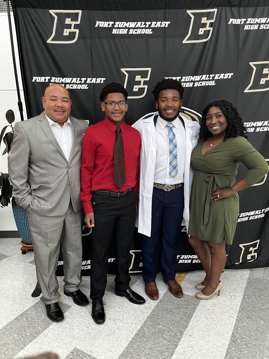 TD6XIII's tweet photo. I am so proud of this kid @TyRudd2303 Great job completing the Project Lead The Way, Biomedical Science program and receiving your white coat. It looks good on you! Also a big thanks to @CarrieStowers https://t.co/eNkEC7ntol