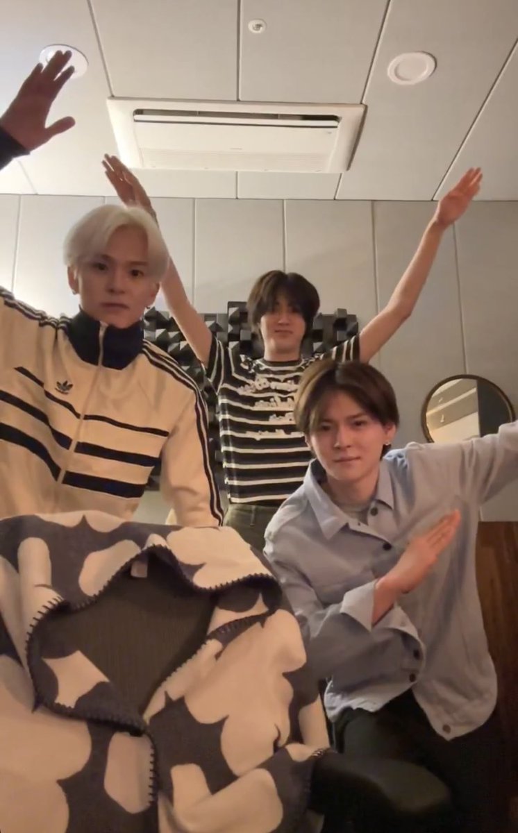 อยากกินโตเกียวเนยกรอบ