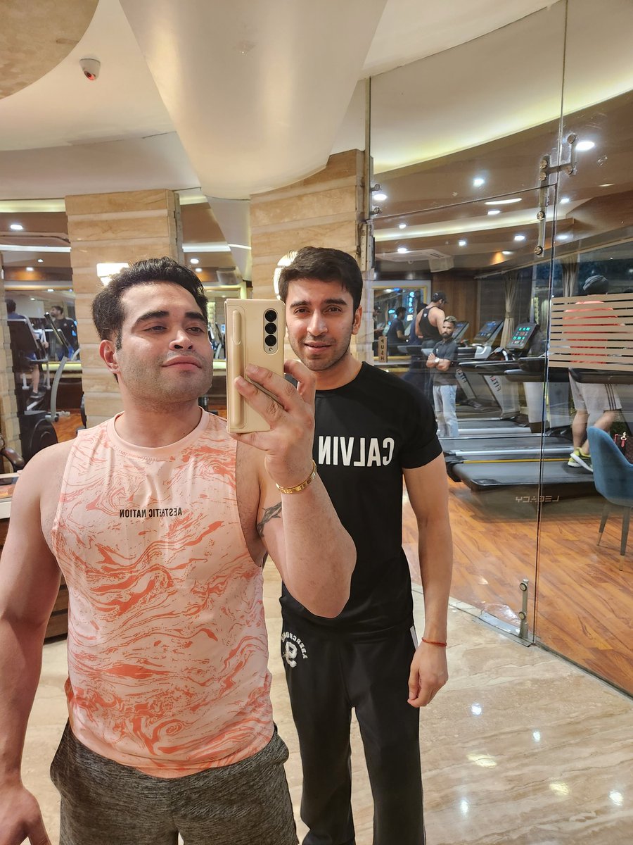 GagaanMonga's tweet image. #Workout
#WorkoutPartner
#OzoneGym