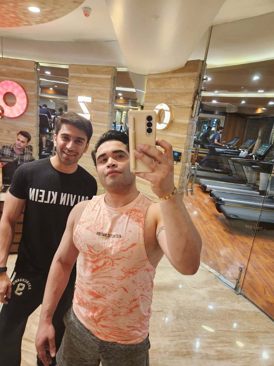GagaanMonga's tweet image. #Workout
#WorkoutPartner
#OzoneGym