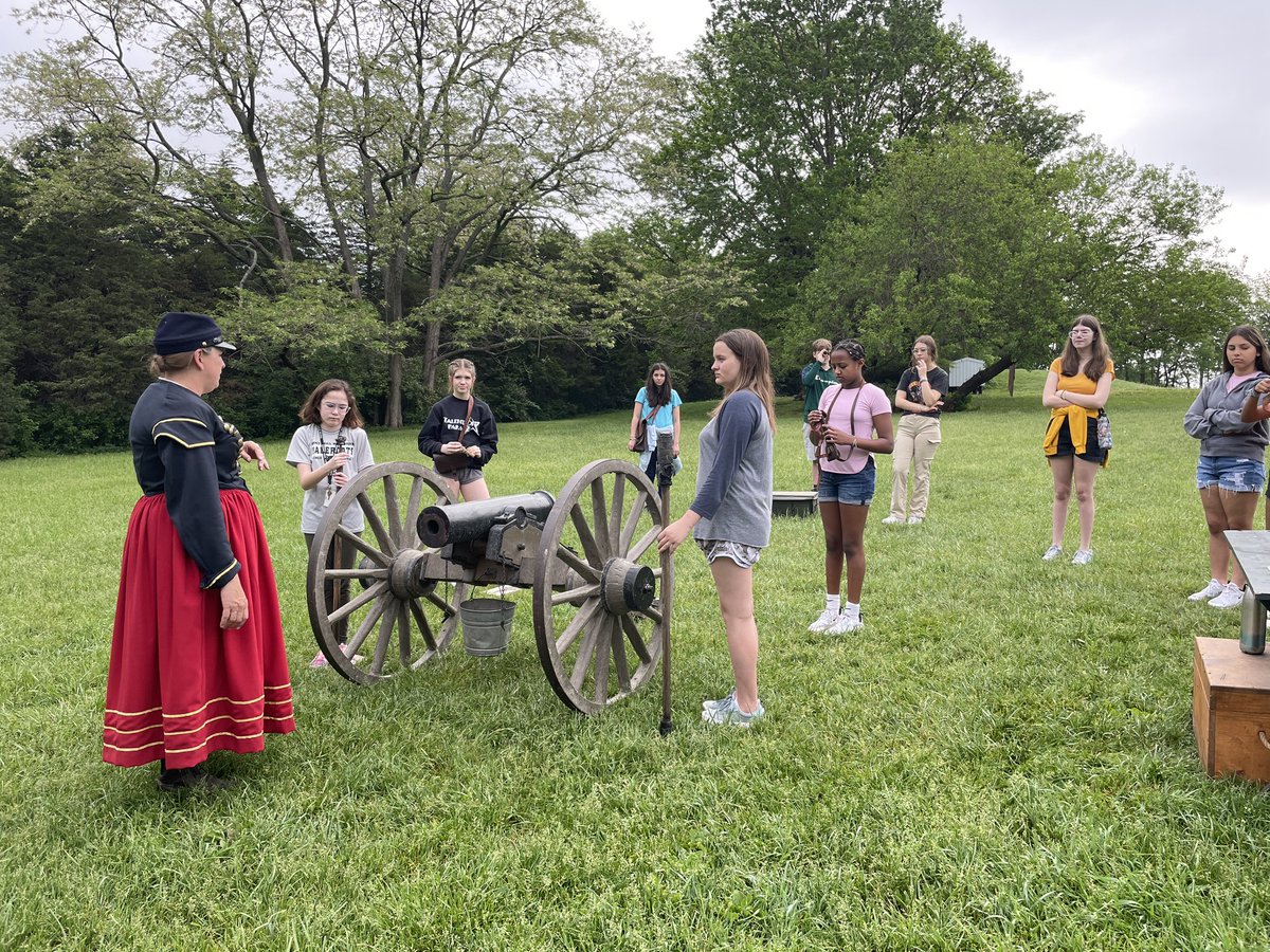 ChelseaSoetaert's tweet photo. Busy day for STMS! I got to tag along with my 7th grade team to @MahaffieFarm museum. Perfect day for history! @MrsWalkerOPS @mathwithmillard https://t.co/I05ylooFsp