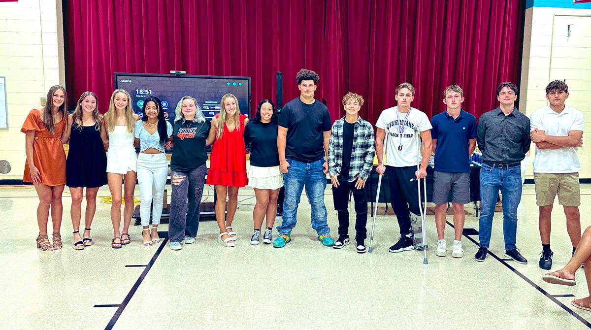 Thank you to our Senior Track Athletes!