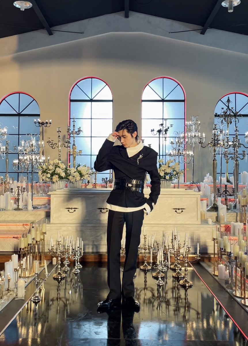 coldmemoris's tweet photo. 🍷 https://t.co/Nb2jjTflIl