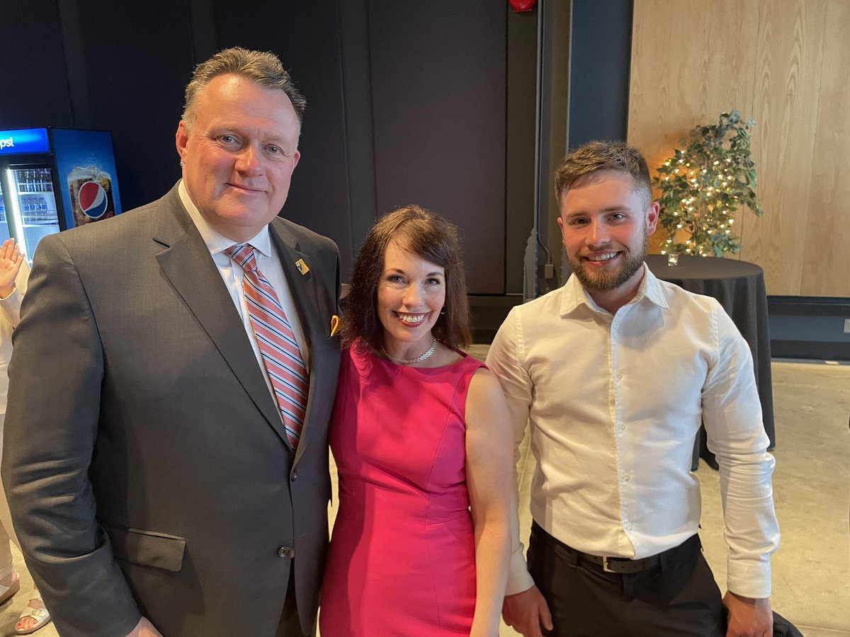 MikeSavageHFX's tweet photo. Commemorating the tragedy of #SSAtlantic in 1873 when 550 souls were lost. 400 were saved by local fishermen. Thanks to @pattycuttell11 who has been a champion of this history. Thanks Irish Ambassador McKee, @RickPerkinsMP @LtGovNS @IainTRankin @gregmorrowpc @OldTriangleHFX https://t.co/rQEsBjvn2f