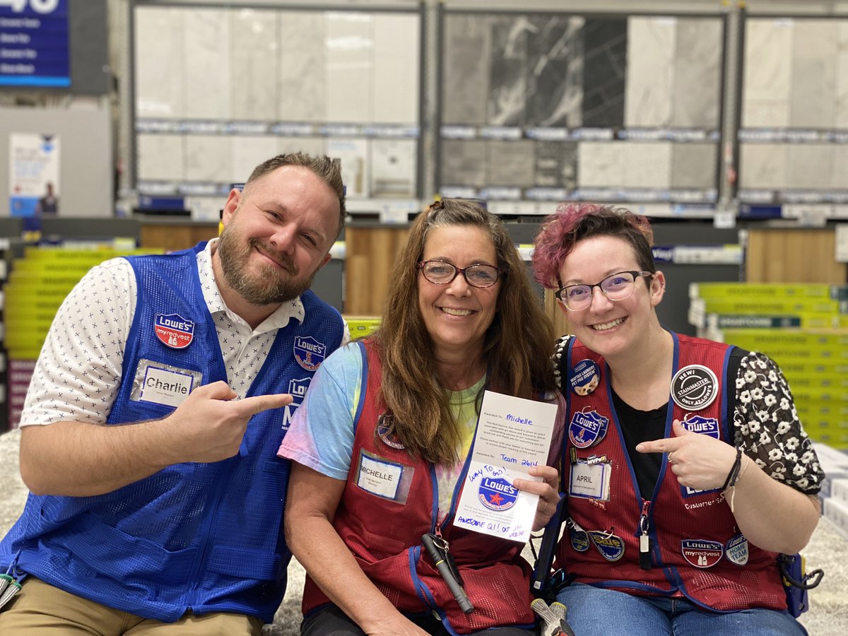 Congrats to Flooring Specialist Michelle for her Service Star for her outstanding customer service in Specialty! Keep crushing it! #allin <a href="/charlesatlowes/">charlesatlowes</a> @AprilCASM @AlexStempovschi <a href="/HR_KristenS/">Kristen Stumpf</a> <a href="/PetronelliBen/">Ben Petronelli</a> <a href="/BlueTeam_R21/">Lowe’s Region 21</a> <a href="/Lowes/">Lowe's</a>