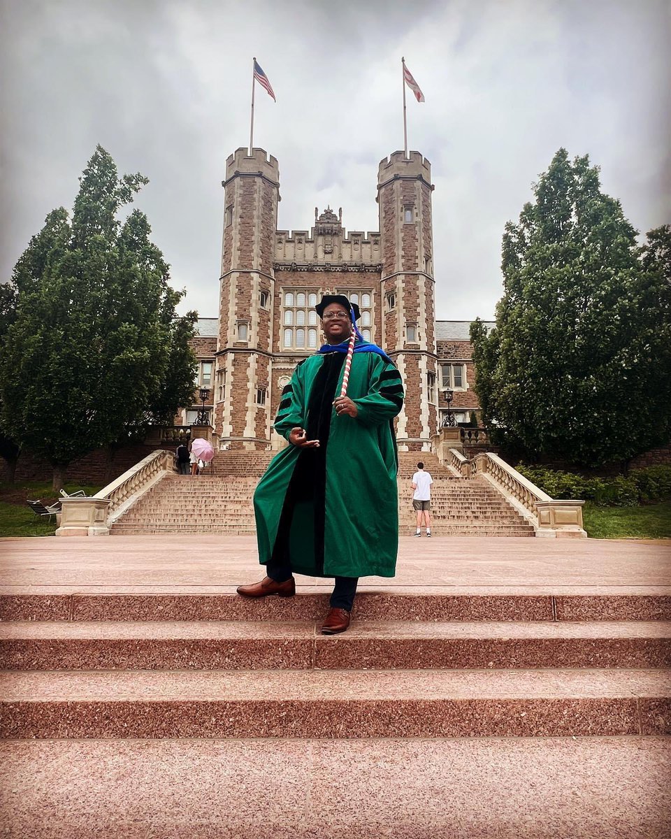 WUSTLABBGS's tweet photo. Congratulations to our co-chair, the soon-to-be Dr. Alston! ๐๐ฅ๐
He said yโall will call him Dr. J soon! ๐๐พ
#abbgs #wustldbbs #dbbs #phd #phdlife #graduation https://t.co/WHzmS1UEgh