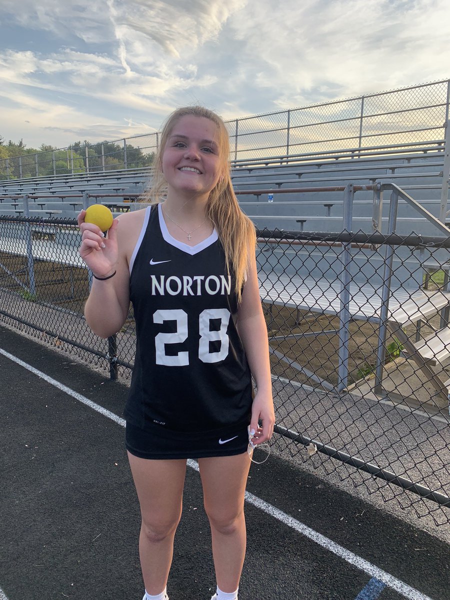 Game ball goes to Ella McP!!! Ella had 2 goals and 3 assists, including a huge goal in overtime to win 8-7 over Bellingham!🥍

Emma: 5 goals 
Ellie: 1 goal 
McP: 2 goals, 3 assists 
Ella: 5 saves all in second half!