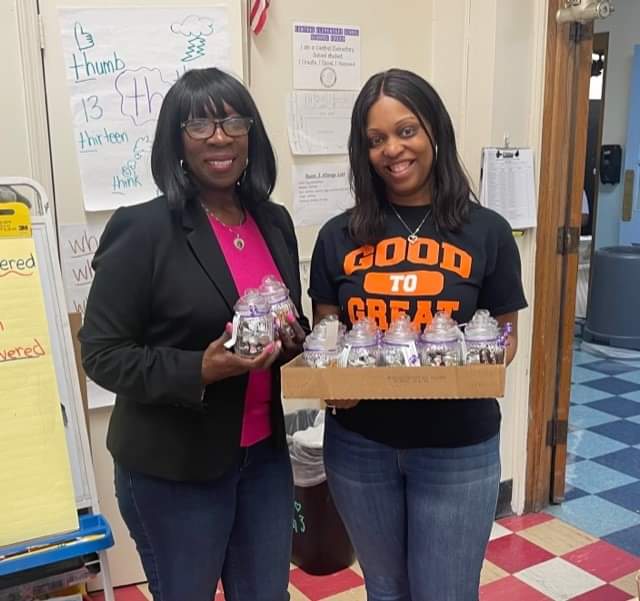 District-wide, our teachers were celebrated during Teacher Appreciation Week. At Central Elementary School, teachers were honored with a PTO luncheon, sweet treats, student acknowledgment, and gifts. #GoodtoGreat #MovingIntoGreatness #OrangeStrong💪🏾