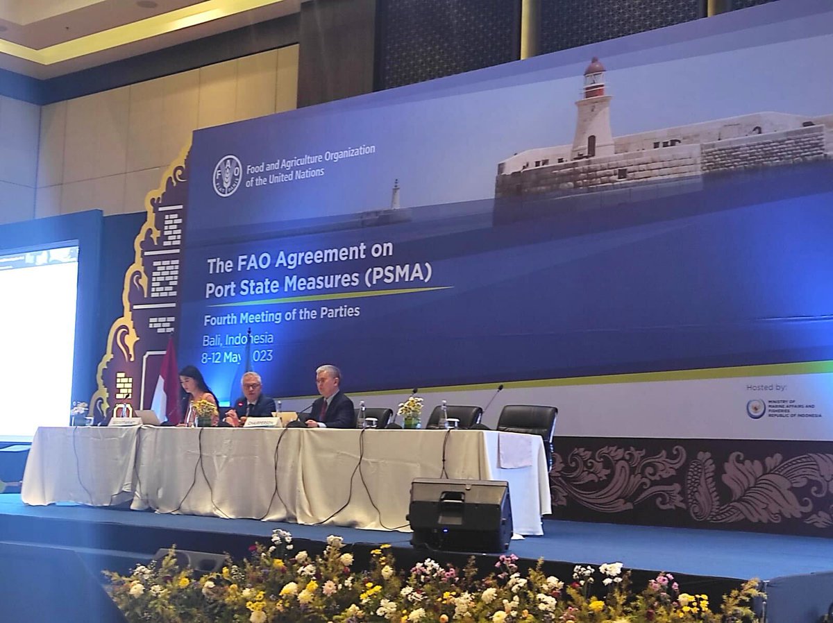 GlobalFishWatch's tweet photo. We were delighted to be at @FAOfish’s #MoP4 this week. #PSMA Parties have an opportunity to launch a new, global information exchange system. Once operational, this system could help port officials tackle IUU fishing by sharing data on vessel activities and behaviors. https://t.co/1tyXcoDcrS