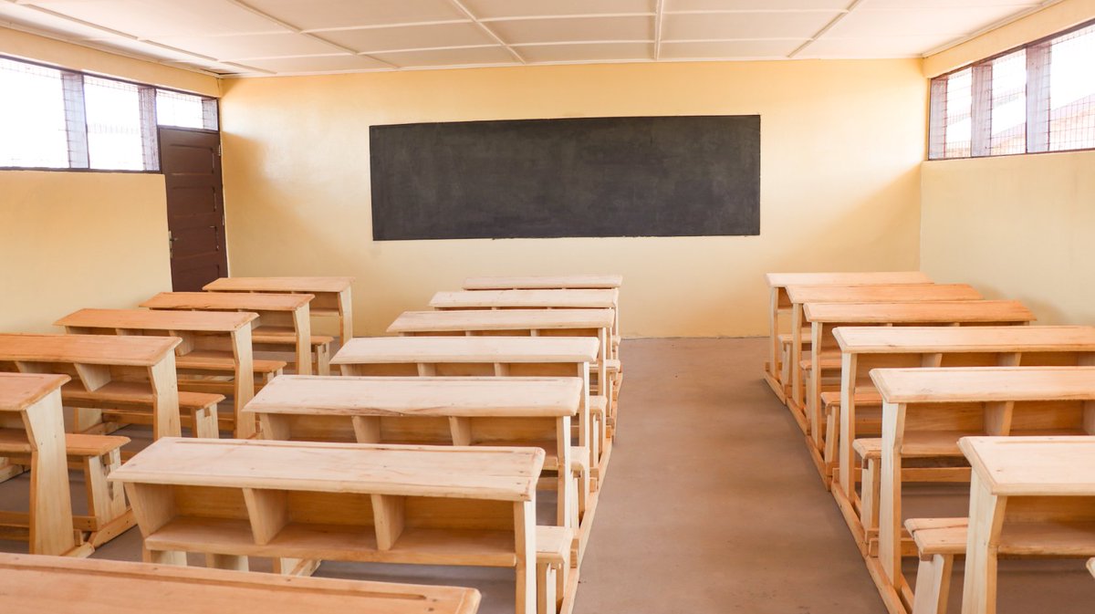 RwandaMoD's tweet photo. Rwandan peacekeepers hand over rehabilitated classrooms in Bangui. https://t.co/za4f6Ldr5R https://t.co/Z1uiCmLblx