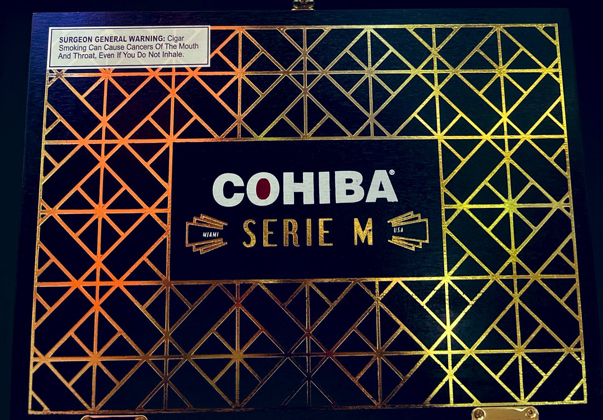 LUXSnC4545's tweet photo. Complete your mornings, evenings and special events with premium SERIE M COHIBA cigars 🔥 #luxsmokeandcigar #luxury #premium #smokers #cigars #cohiba #serieM #friday #HappyFriday #mesa #Arizona #smokeshop #vape #humidor #smokers #golf #veterans #pilots #discount https://t.co/FR7sn2TYjb