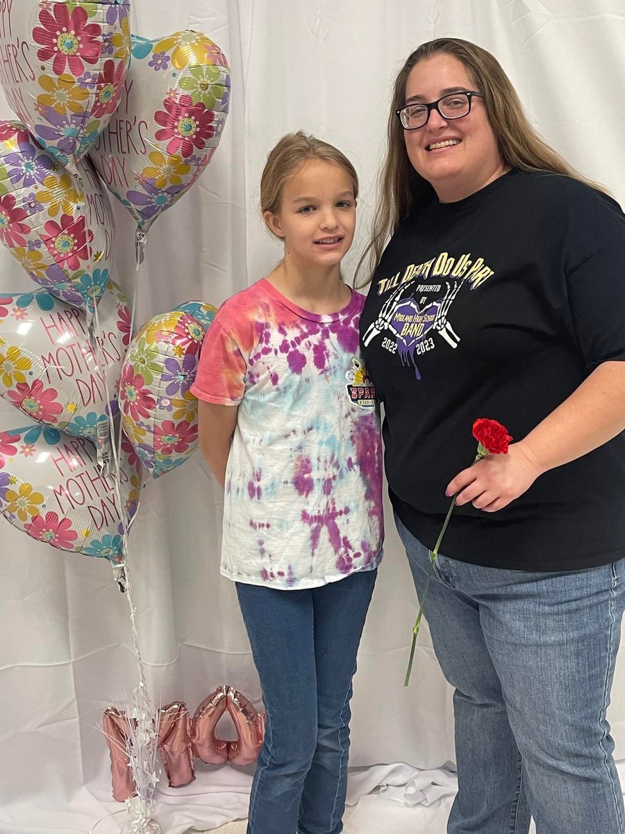 Lamar_MISD's tweet photo. Happy Mothers’s Day!!! 

During Muffins with Moms, LES and the PTA celebrated all Mothers and Mothers to Be!!

#LamarNation 
#FromCrayonsToCareers
#PioneerPride https://t.co/quOwXm7ksv