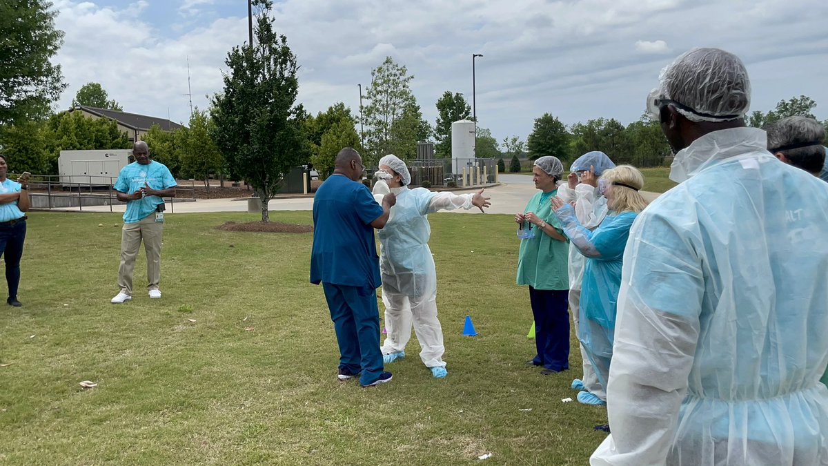AHNPeach's tweet photo. A fun conclusion to the week as we celebrated and thanked our nurses! There was even an opportunity to pie some of our leaders in the face, including Atrium Health Navicent President Delvecchio Finley! https://t.co/dry1Exoo8T