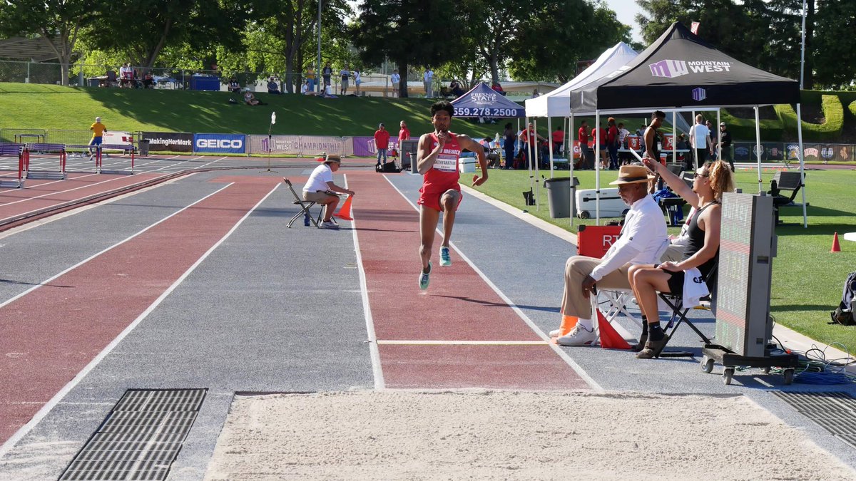 🚨 𝘾𝙃𝘼𝙈𝙋𝙄𝙊𝙉𝙎𝙃𝙄𝙋 𝙍𝙀𝘾𝙊𝙍𝘿 🚨

<a href="/UNMLoboXCTF/">New Mexico XC/T&F</a>'S Lokesh Sathyanathan win's the men's long jump with a  𝙉𝙀𝙒 𝙍𝙀𝘾𝙊𝙍𝘿 𝙅𝙐𝙈𝙋 of 8.02 meters 🥇