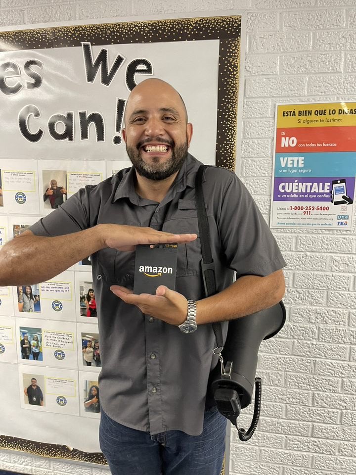 Lamar_MISD's tweet photo. Happy Landing 🛬 

Today, was the last day of our trip at Lamar Elementary School as we celebrated All Educators! We made it back home with stamped passports and wonderful surprises! 
#TeacherAppreciationWeek 
#LamarNation
#FromCrayonsToCareers 
#PioneerPride https://t.co/Hhn0lHOWuQ