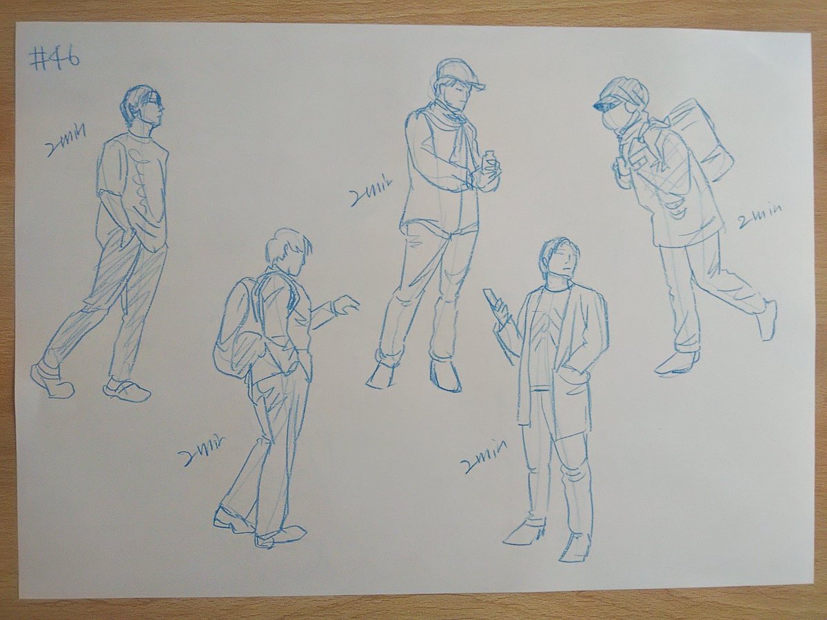 #さとまこクロッキー
#今日のクロッキー

＃45&amp;46
アオリ顔苦手。体から描いていって合わなくなって困ったものも💦
46、ファッション図鑑？全部違うスタイルでリッチな練習た✨ https://t.co/qG3JHP43PD