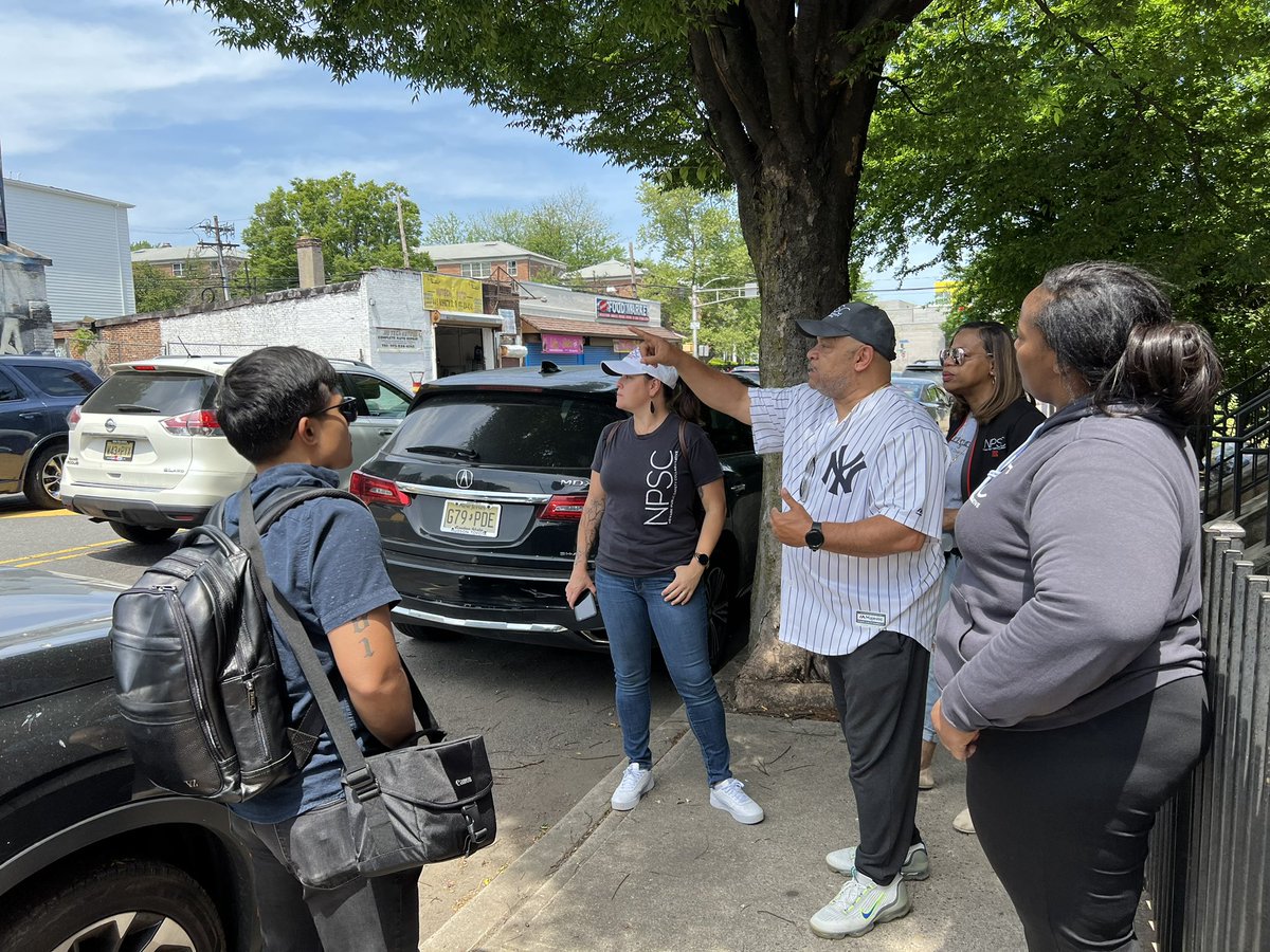 Today, the <a href="/NewarkNPSC/">Newark Public Safety Collaborative (NPSC)</a> team and the <a href="/lpccd/">Lincoln Park "The Coast" NWKNJ</a> community outreach team visited the <a href="/CityofNewarkNJ/">City of Newark</a> Lincoln Park neighborhood to discuss ongoing community-led data-informed efforts to prevent crime in the community. 

#datainformedcommunityengagement