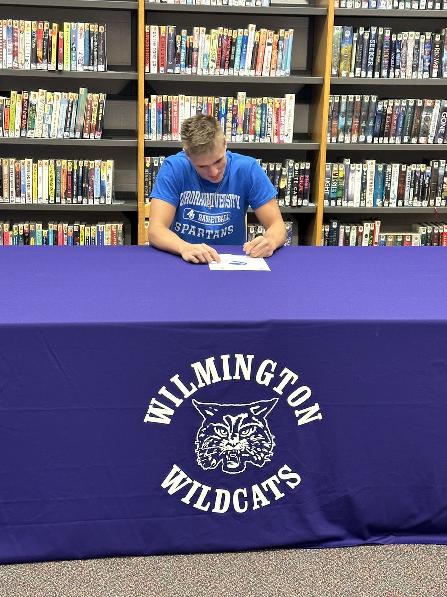 MeentsRyder's tweet photo. Thanks to all the coaches that have recruited me and that have had me on visits . Thanks to all the coaches that have helped me get to this point . I want to also thank my parents for all their support! I will be continuing my education and basketball career at Aurora University https://t.co/B3Z1WYQuKD