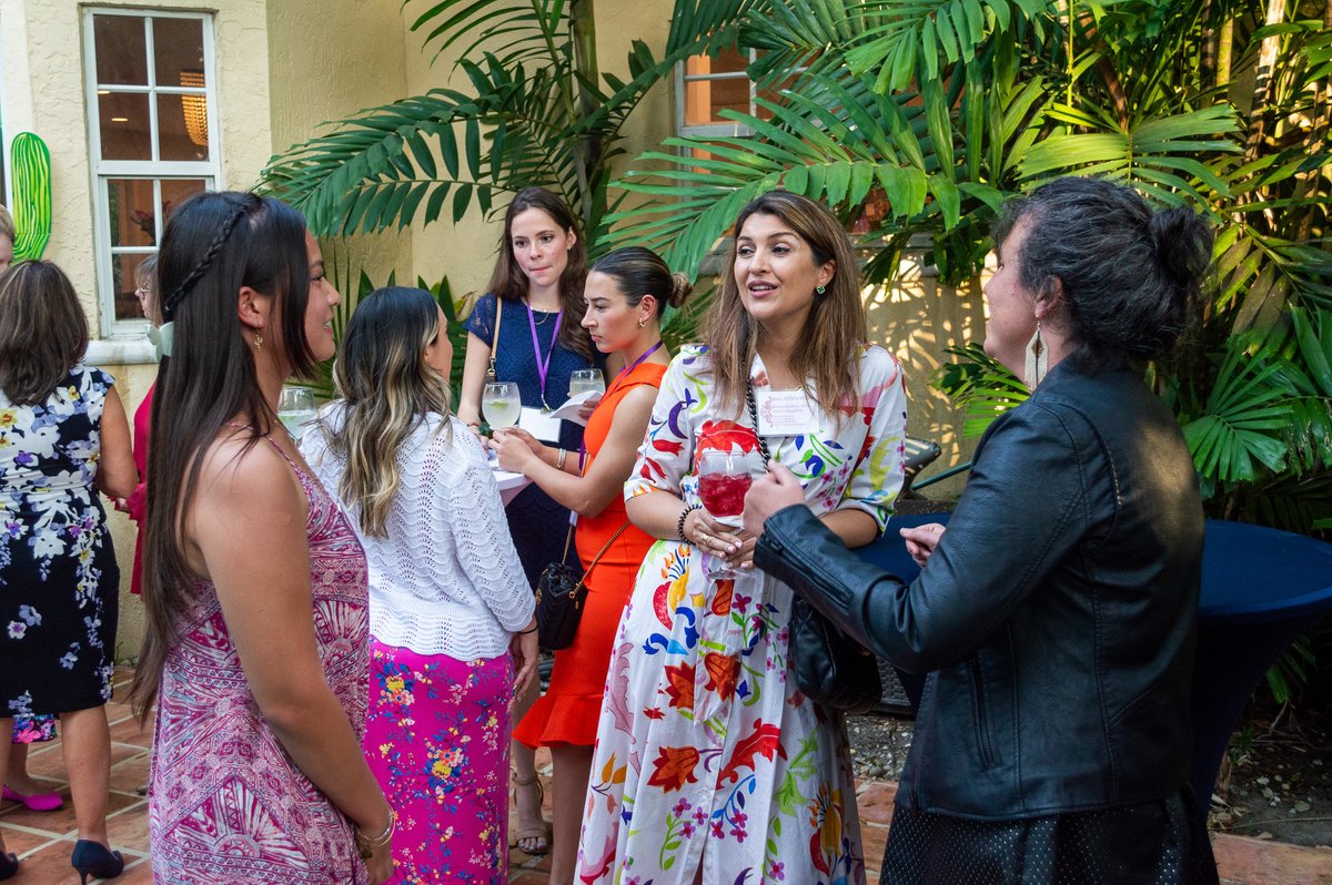 FIUMedicine's tweet photo. Thanks to Dr. Rebecca Toonkel, associate dean of curriculum and medical education, for graciously hosting our annual #AMWA (American Medical Women’s Association) Networking Mixer. Everyone had a fantastic time! @AMWADoctors 

#womeninmedicine #meded #fiumed https://t.co/FYMfAMwYrE