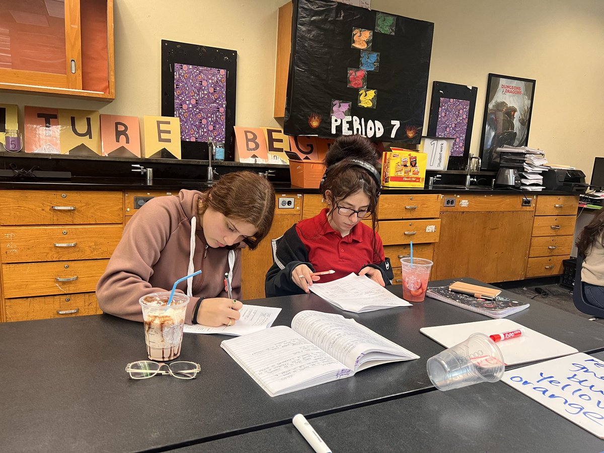 csanchez_v's tweet photo. Our @Madisonmustang4 biology mustangs attended Starbucks camp to prepare for our EOC! 💚#ALLin @MarcheleTucker https://t.co/G9wKvJxCnf
